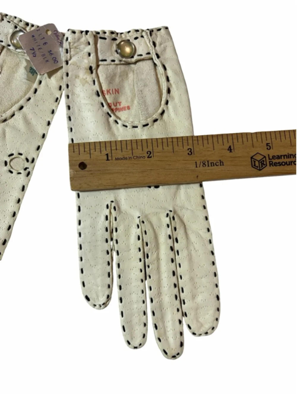 Vintage 50’s Van Raalte White Deerskin Leather Gloves Whipstitch Pearl Snap 7.5